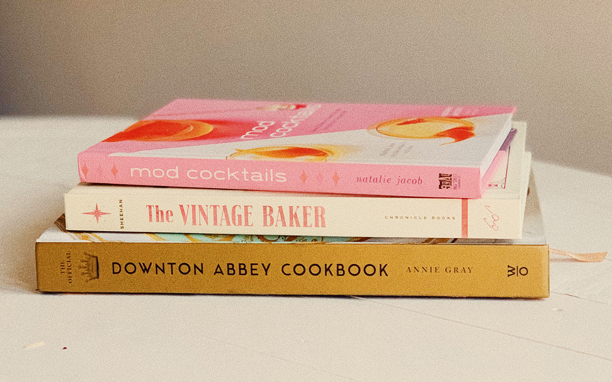 https://thedapperdahlia.com/wp-content/uploads/2021/12/vintage-inspired-cookbook-gift-deas_FTR.jpg